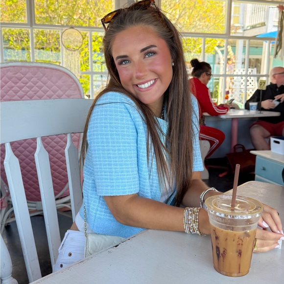 abbywins10